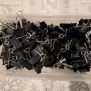 AMAZING BIN OF 170 AVERY MEDIUM SIZE BINDER CLIPS - includes labeled bin!!
